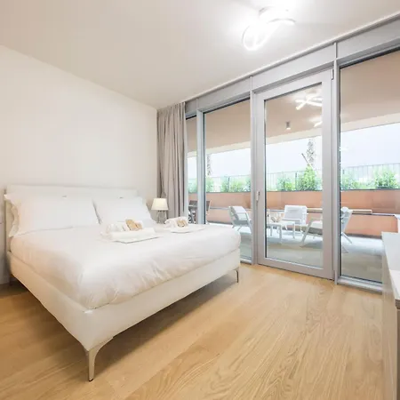 Appartamento Waterfront Luxury 1Br, Free Parking, Ac, Netflix & Wifi By Tilo Lux Genova Esterno foto