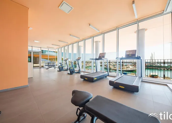 Waterfront Luxury 1Br, Free Parking, Ac, Netflix & Wifi By Tilo Lux