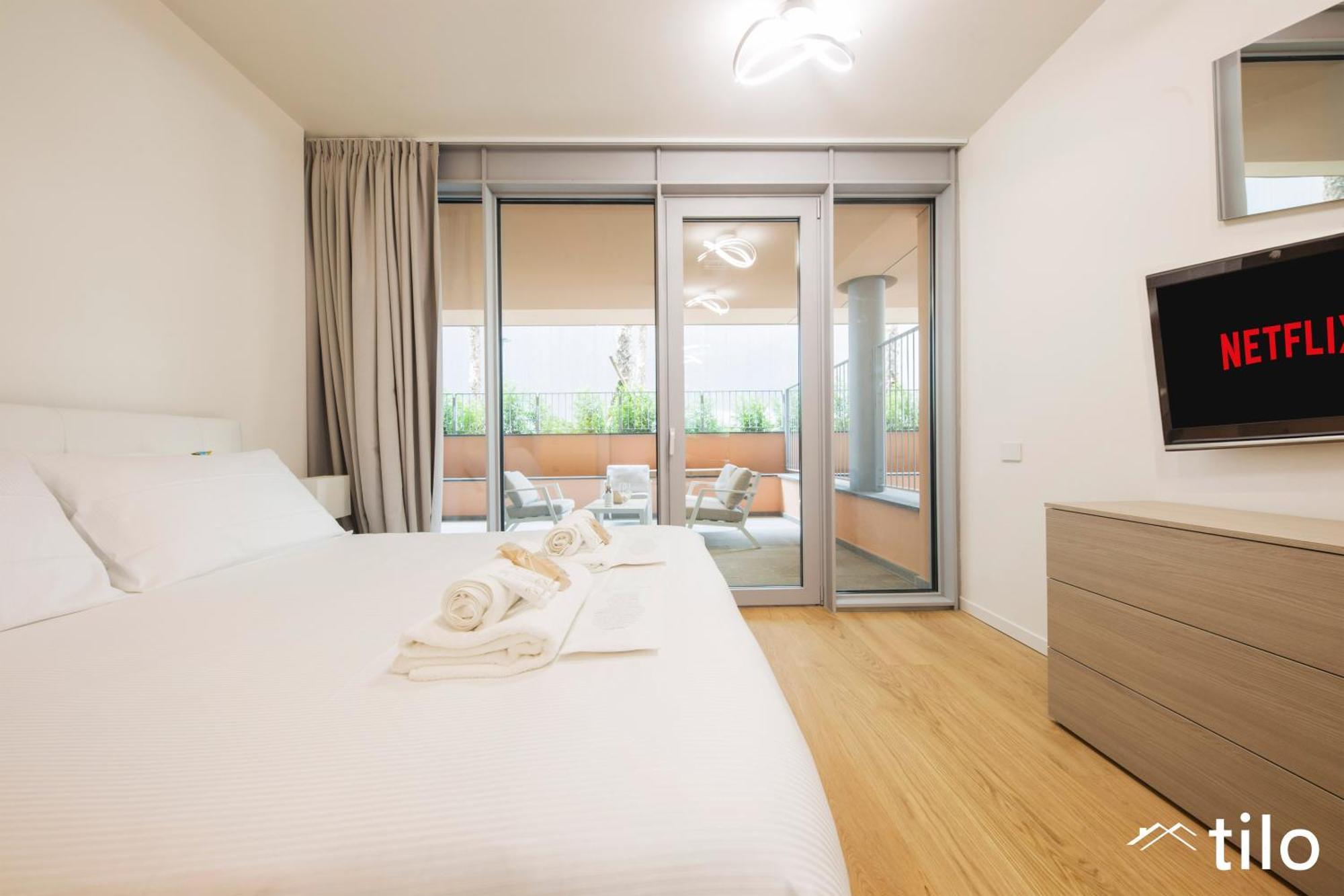 Waterfront Luxury 1br, Free Parking, Ac, Netflix & Wifi By Tilo Lux Genova