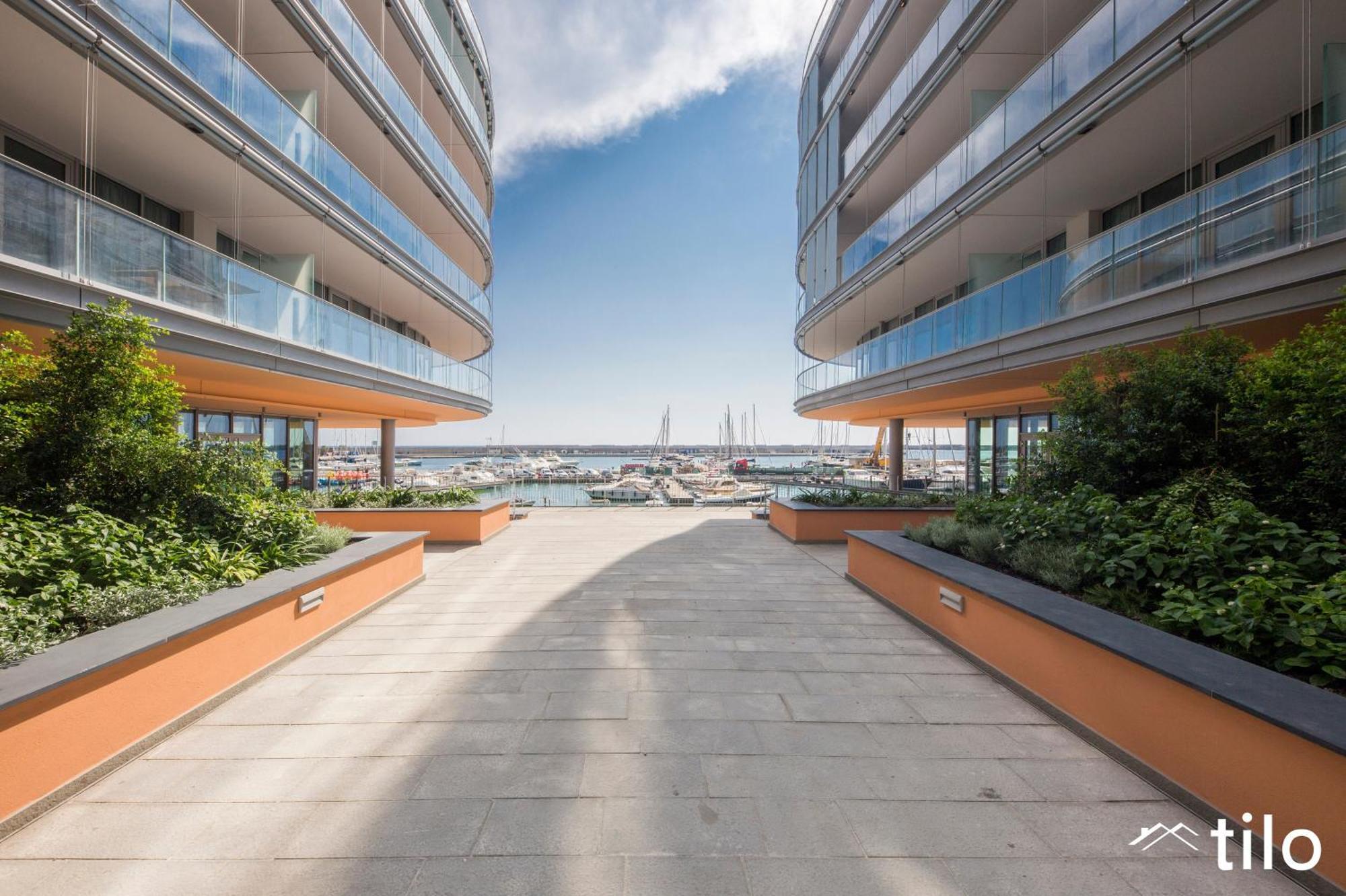 Waterfront Luxury 1br, Free Parking, Ac, Netflix & Wifi By Tilo Lux * Genova